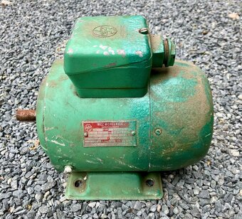 Elektromotor MEZ Mohelnice 220/380 V - 2