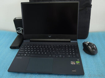 Herní HP Victus 15 IPS 6.Jádro Ryzen 5600 GTX1650 16GB 1TB - 2