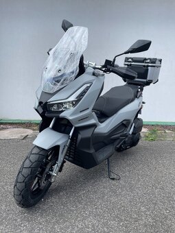 NOVÝ LINHAI SCOOTER BUCK 125 ADV E5+, GREY + PŘILBA ZDARMA - 2