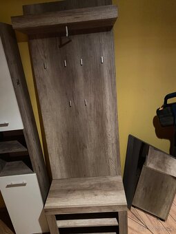 Předsínová stěna - 2