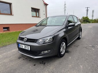 Volkswagen Polo - 2