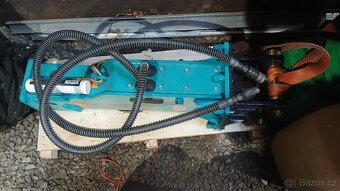 Hydraulické bourací kladivo 150kg - 2