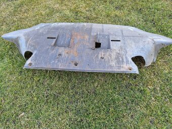 Audi 80, B3 - kryt pod motor - 2