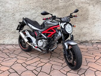 Suzuki Gladius ABS 2010, najeto 43000km - 2