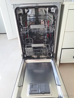 Myčka nádobí 45cm - 2