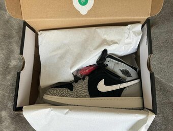 Nike Jordan 1 Mid SE Elephant Print (GS) - 2