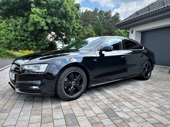 Prodám Audi A5 S-Line,Quattro,r.v.2012,155kw,stk do 04.2027 - 2
