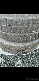 Prodám zimní a letní kola na VW Golf 5 - 2