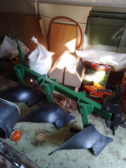 Pluh za malotraktor 3 radlice - 2