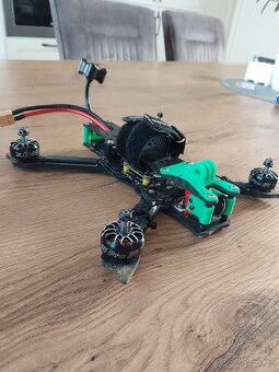 fpv dron analog elrs 4s - 2