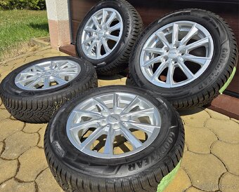 Zánovní zimní sada Toyota YARIS 15" 5x100 185/65/15 - 2