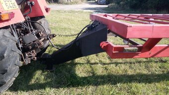 Prodám přepravník na balíky slámy - 2