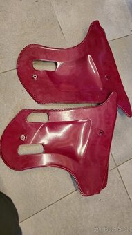 Jawa kývačka kryty motoru - 2