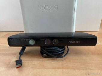Xbox 360 + Kinect - 2