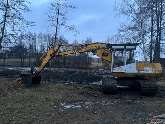 JCB 814 pásový bagr - 2