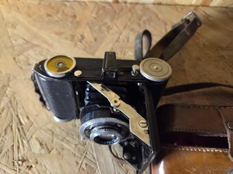 historický fotoaparát - Balda Jubilette - 2