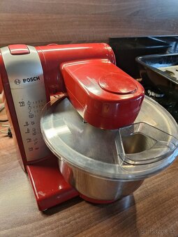 Kuchyňský robot - 2