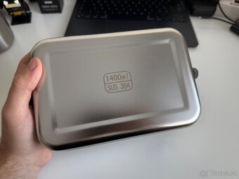 Minimalistická krabička na jídlo z nerezové oceli 1400 ml - 2