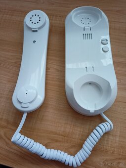 Domovní telefon TESLA - 2