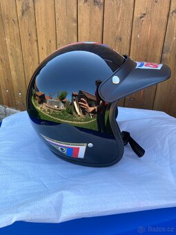 Retro helma na motorku - 2