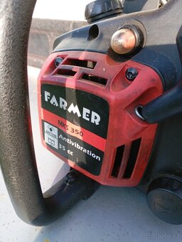 Motorová pila (k opravě) - 2