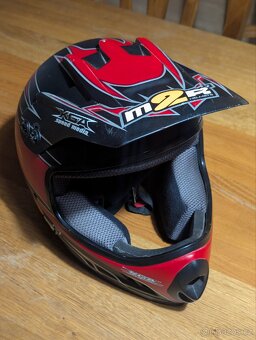 Dětská přilba na motorku - 2