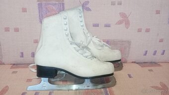 Dámské brusle vel.37 - 2