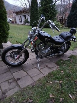 Suzuki VS 1400 Intruder - 2