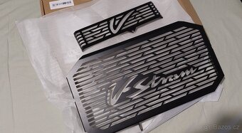 Mřížky chladiče Suzuki V strom 650 - 2