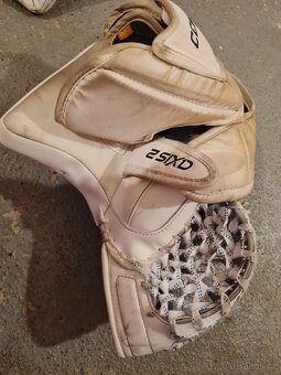 Brankářská lapačka Ccm axis 2 - 2