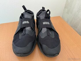 Dětské tenisky NIKE - vel. EUR 36,5 (23,5cm) - 2