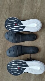 Běžecké boty Salomon Spectur UK 8,5(27 cm), PC 3090,- - 2