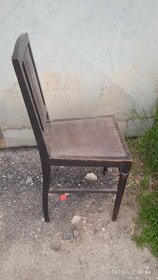 Stará židle. - 2