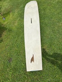 Prodám laminátové starší prkno na windsurfing - 2