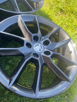Alu kola Škoda originál Gemini R18 - 2