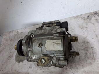 NISSAN ALMERA Tino ČERPADLO VSTŘIKOVAČE 0470504012 - 2