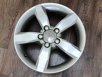 5x112 Seat Leon 6,5Jx16 ET50 číslo dílu 1P0601025F alu disky - 2
