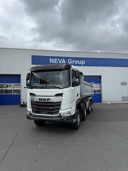Prodám, Nový DAF XFc 530ps FAD 8x4 S3 VS-Mont sklápěč, závěs - 2