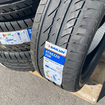 NOVÉ Letní pneu 245/45 R18 100Y XL Sailun - 2