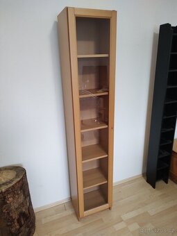 KNIHOVNA OBÝVÁK IKEA 6 POLIC - PC. 7.490,- - 2