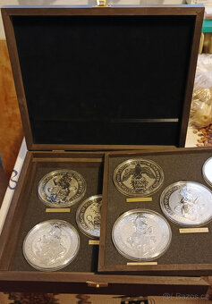 Etue na 10x 10Oz Queen¨'s Beasts - 2