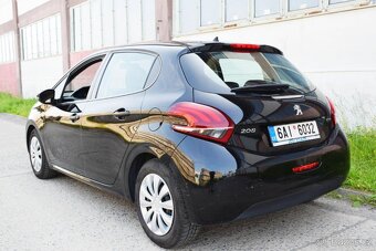 Peugeot 208 1.2i/5DVÉŘ/ČR/1MAJ/2017/129TKM - 2