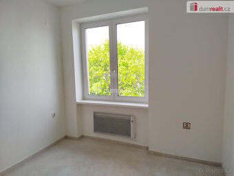 Pěkný udržovaný byt 2+1 ve druhém patře cihlového domu ve Ve - 2