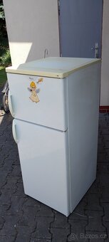 kombinovana lednice Whirlpool 150L - 2