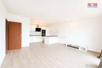 Pronájem bytu 2+kk, 64 m², Praha, ul. Svitákova - 2