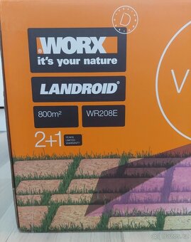 Robotická sekačka Worx Landroid VISION m800 WR208E+garáž - 2
