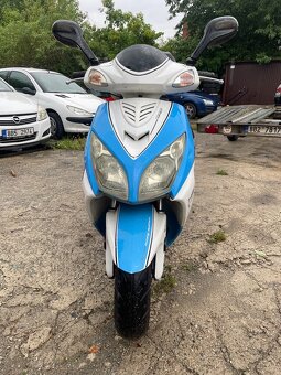 Prodám TaoTao skútr 125 ccm 5,3 kW STK do 7/2029, rok 2016, - 2