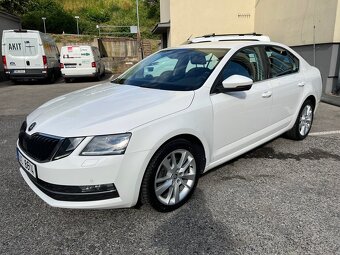 Škoda octavia 3 2.0tdi 4x4, FULLED,ČR, SERVISKA - 2