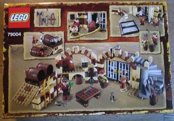 79004 LEGO The Hobbit - Barrel Escape - 2