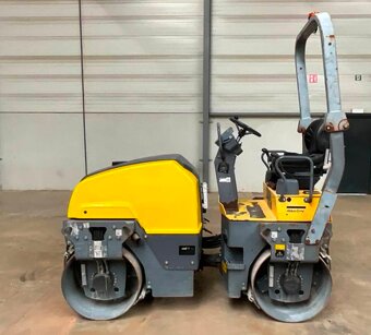 VYBRAČNÍ VÁLEC ATLAS COPCO CC1200 - 2